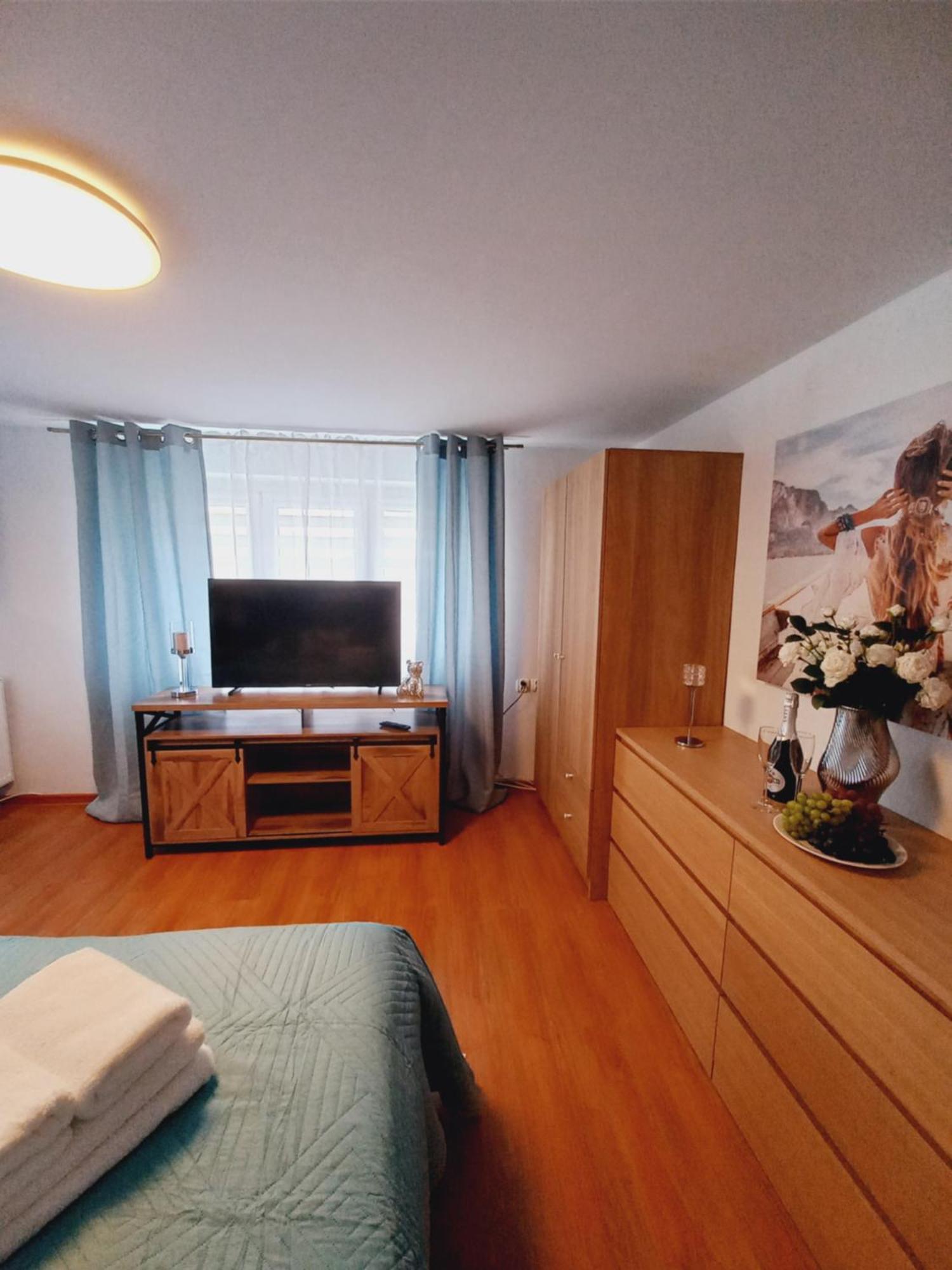 Apartament 2 Sypialnie Z Kuchnia - 200 Metrow Od Morza Miedzyzdroje Bagian luar foto